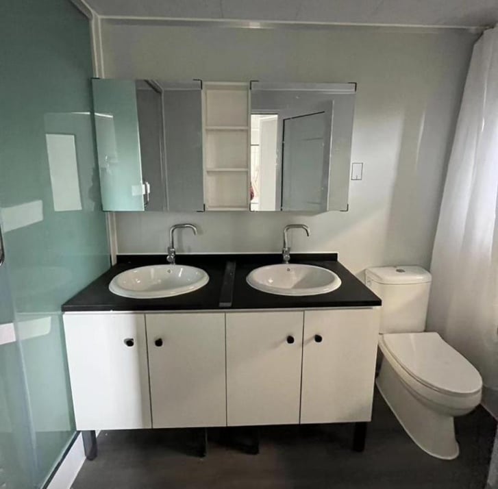 double vanity bathroom