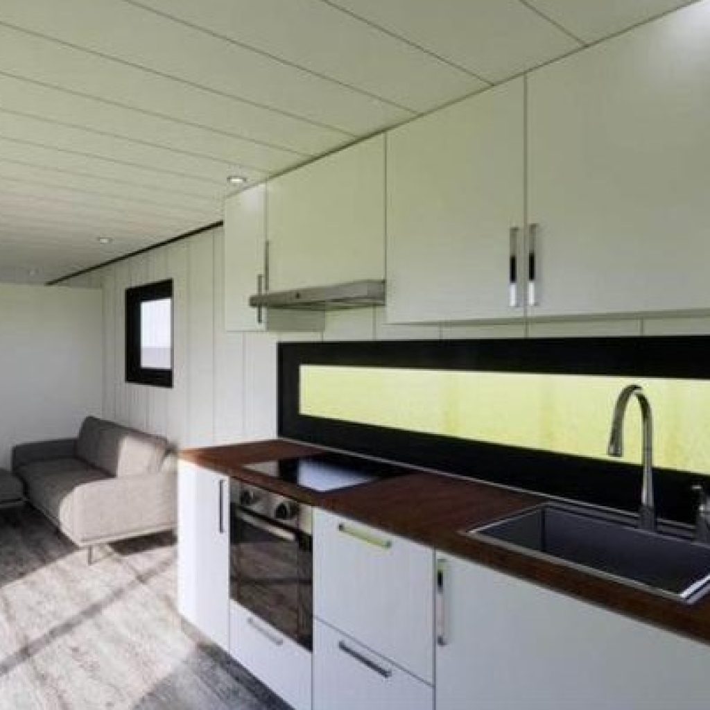 30ft studio internal kitchen